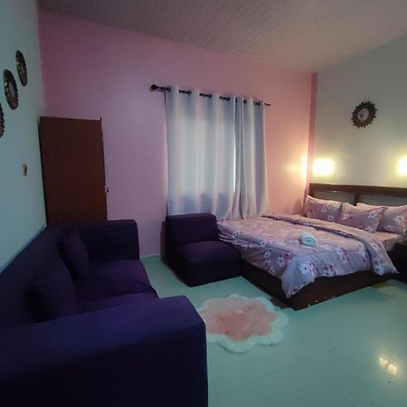 Ellisa Hospitality And Spa 호텔 아크라 외부 사진