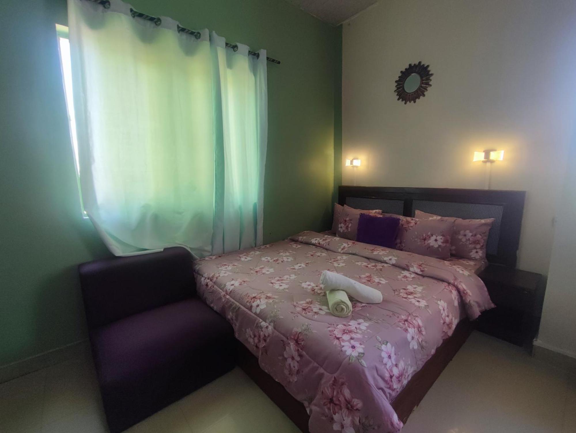 Ellisa Hospitality And Spa 호텔 아크라 외부 사진
