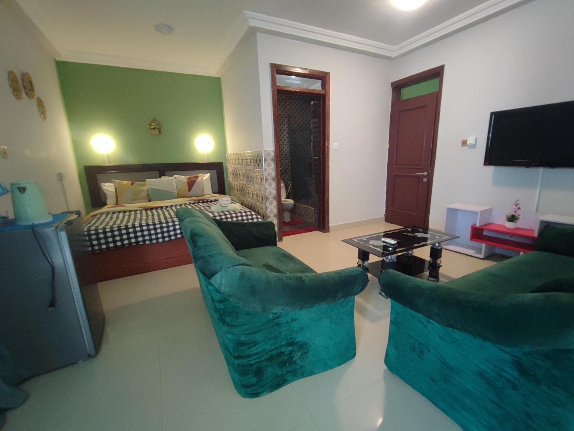 Ellisa Hospitality And Spa 호텔 아크라 외부 사진